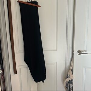 Black effortless size 6 dress pants